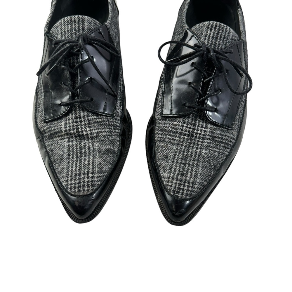 STUART WEITZMAN black and plaid loafers size 10 - Picture 3 of 12